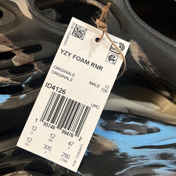 Yeezy Foam Runners - Picture 5 of 7
